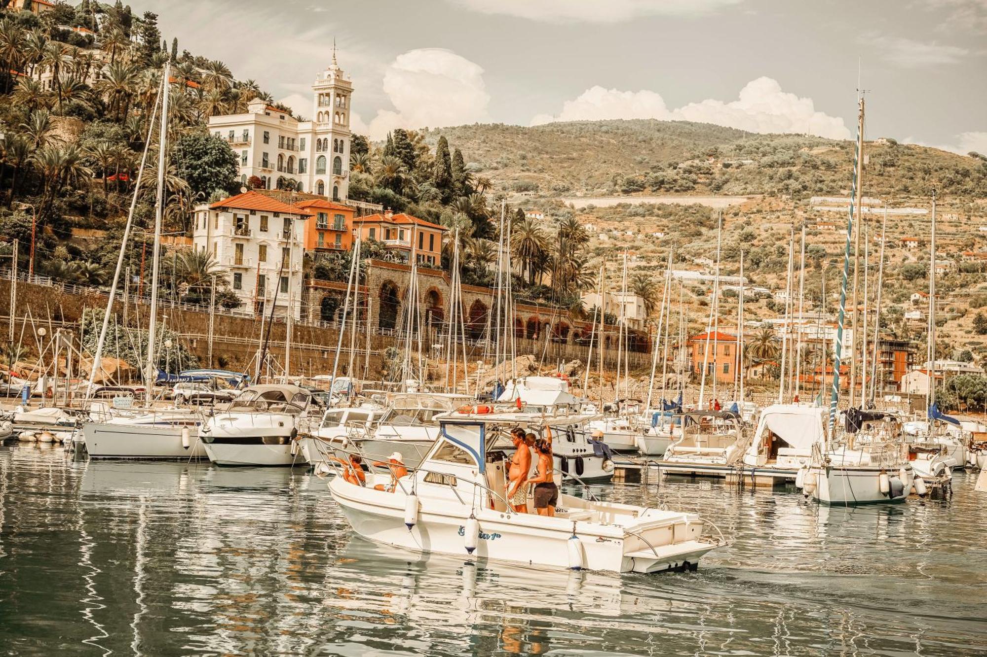 Residenza Villa Genua ボルディゲーラ エクステリア 写真